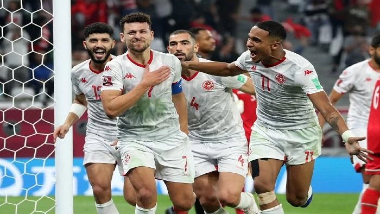 كيفية مشاهدة مباراة تونس و قطر وموعد مباراة Qatar vs Tunisia في كأس العرب 2025 والقنوات الناقلة